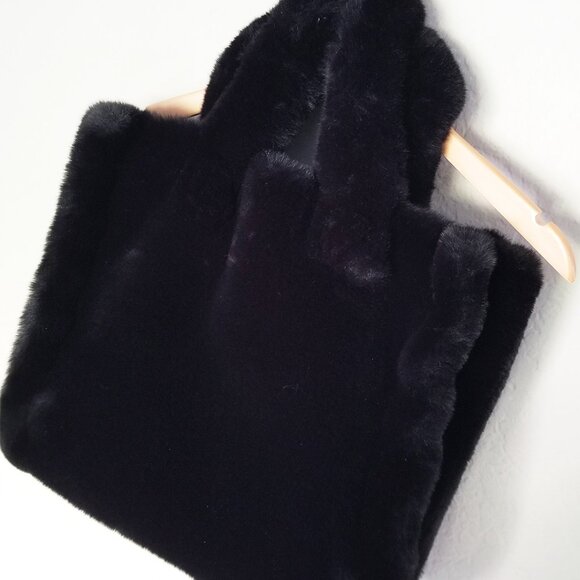 STAND STUDIO Black Lolita Teddy Tote Medium Plush Faux Fur Tote Bag $360 Soft - Picture 5 of 15